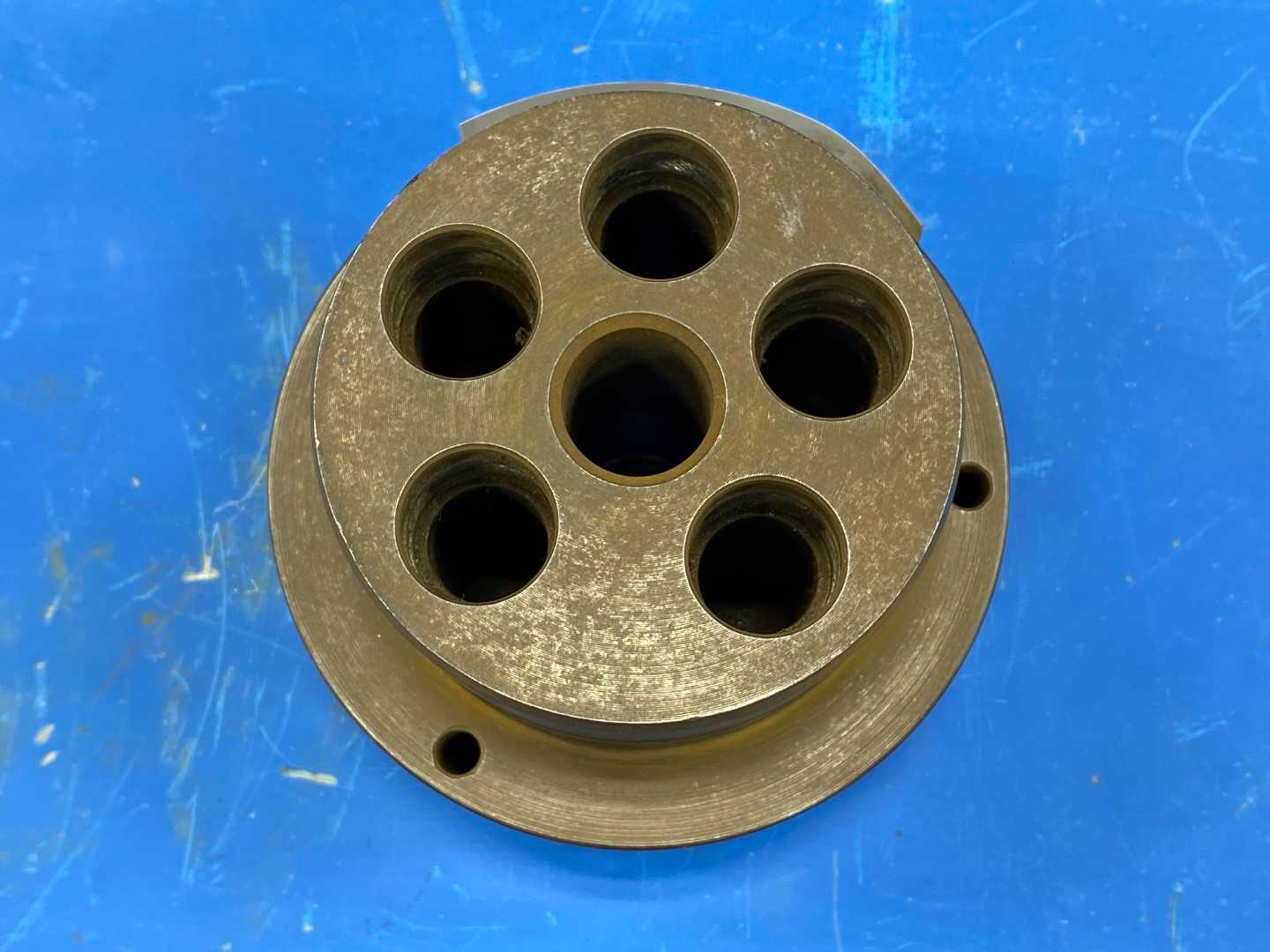 Berkshire caplower *K*  DWG. D-3930-92 Pneumatic Manifold Cap