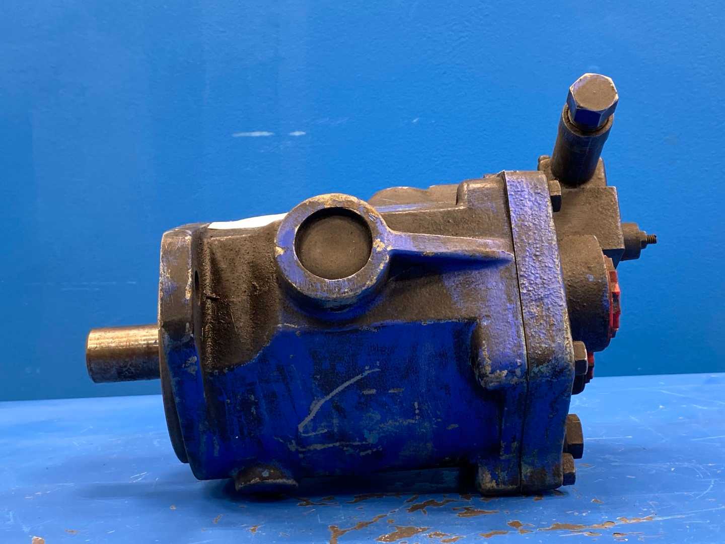 Vickers PVB20 RS 20 CM 11 380673 Hydraulic Pump