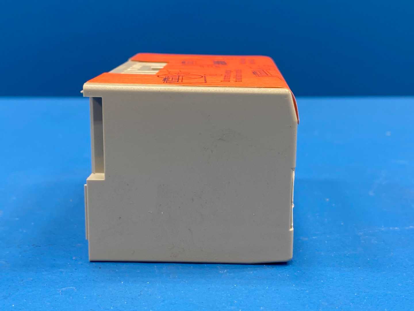 Allen-Bradley 1794-OW8, Flex 8 Point Relay Output Module