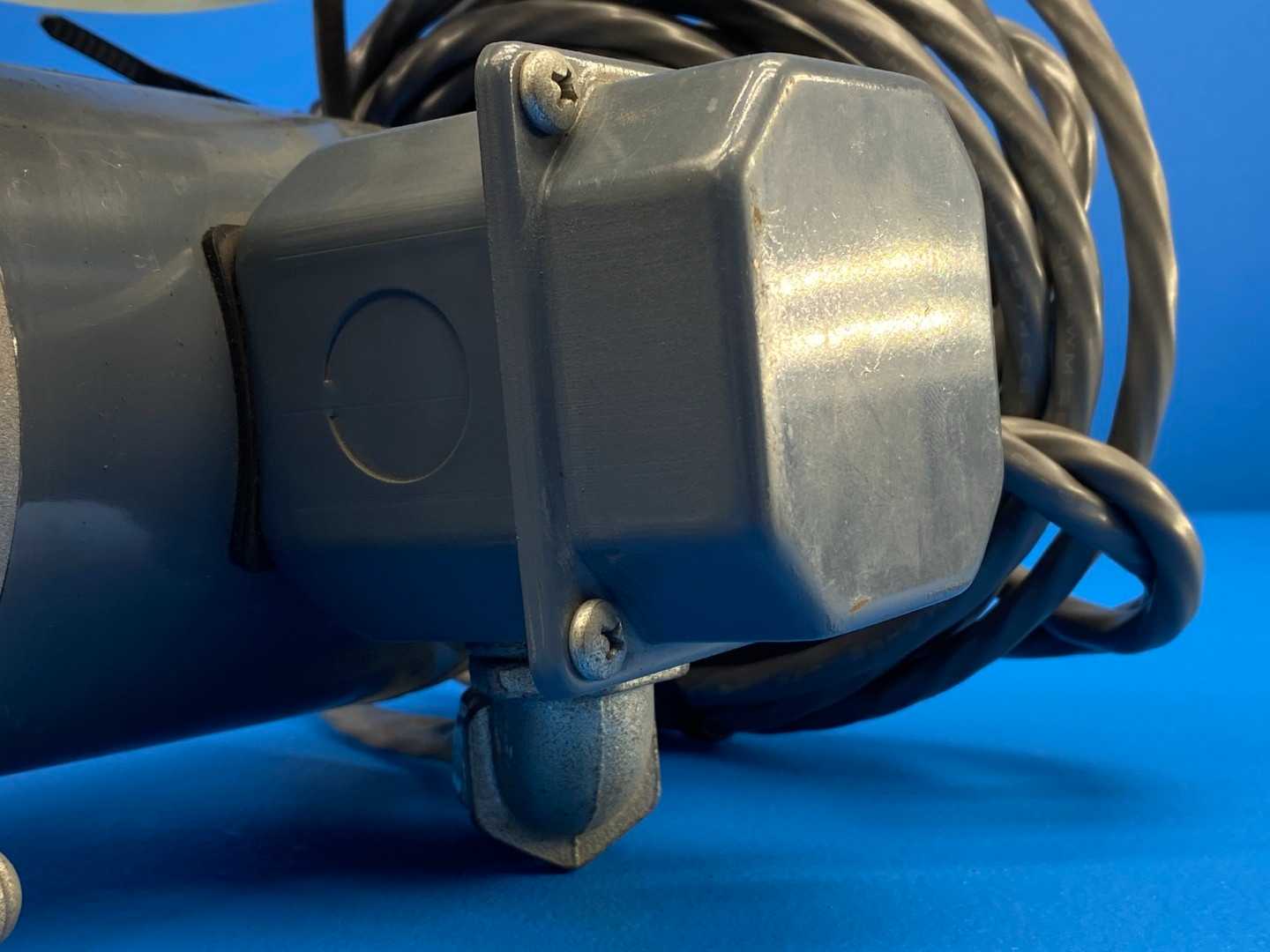 Bijur Delimon Type D 4015 Series DC Lubrication Pump with Motor KP-J330-BVL Bijur 21844 1/20HP, 115V .69/.93A Type R 1PH