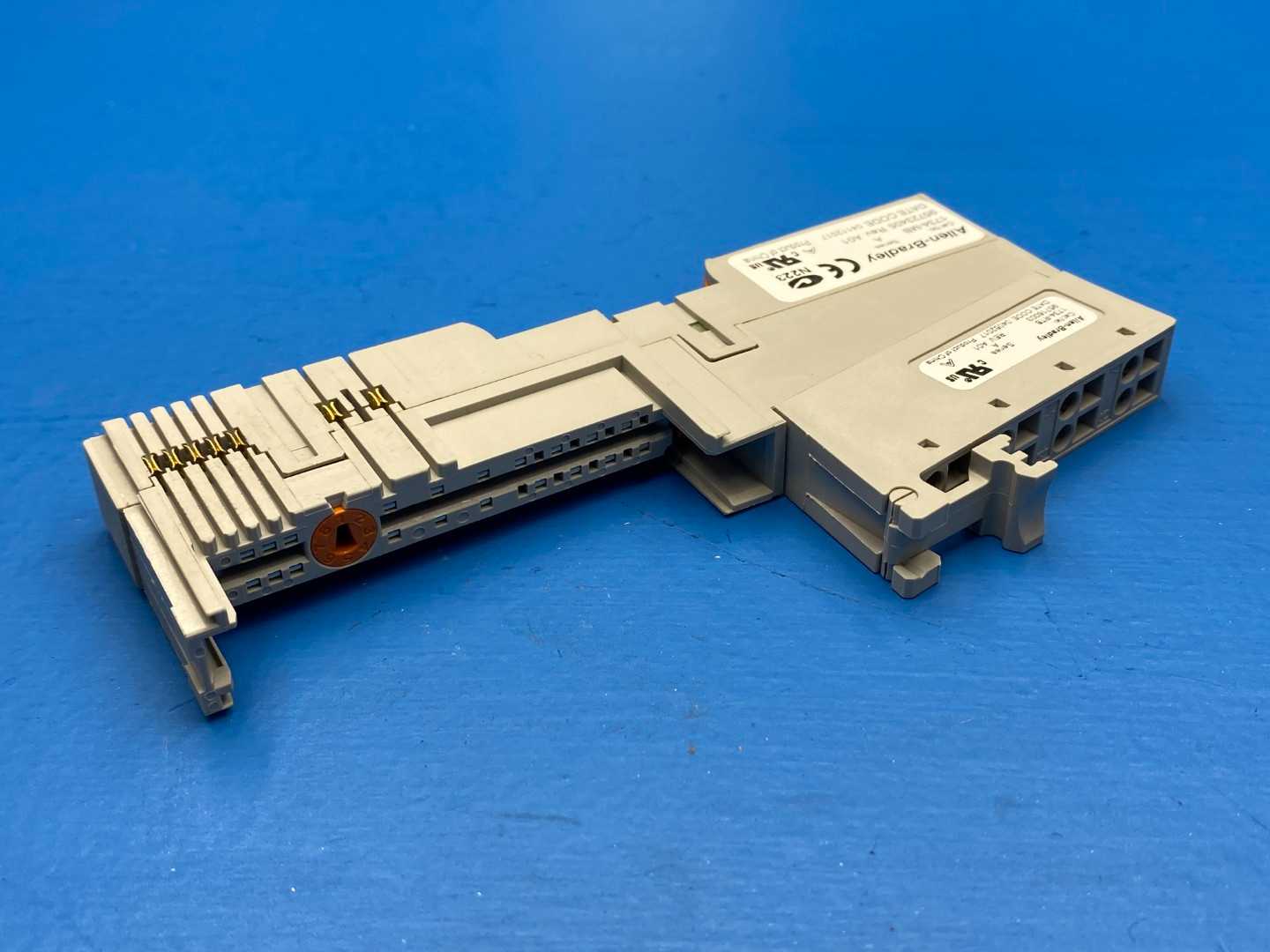 Allen-Bradley 1734-TB Series A, POINT I/O Terminal Base