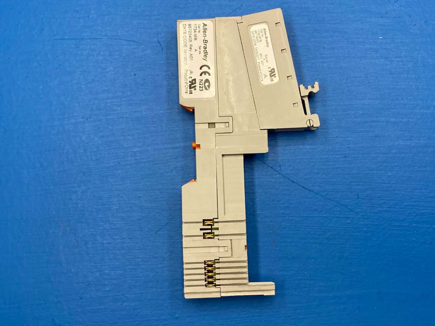 Allen-Bradley 1734-TB Series A, POINT I/O Terminal Base