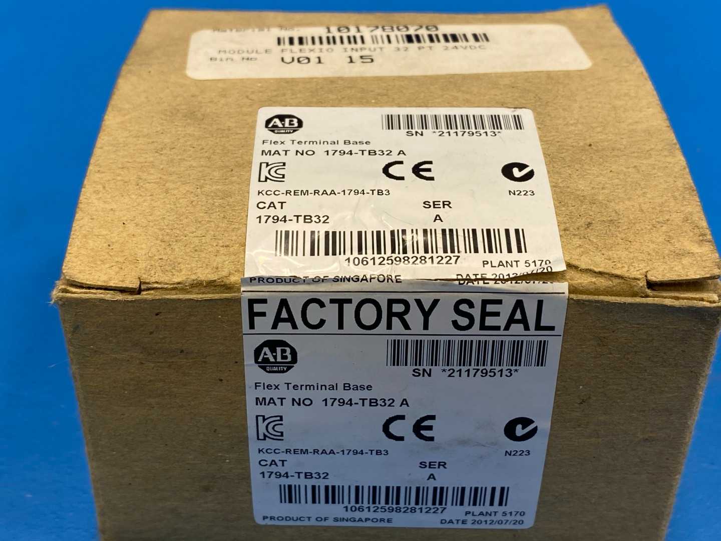 Allen-Bradley 1794-TB32, Series A FLEX I/O Terminal Base 32-I/O Terminals 24VDC