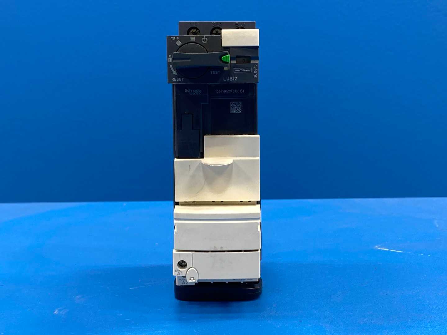 Schneider Electric TeSys LUB12 Power Base 12A, 690V