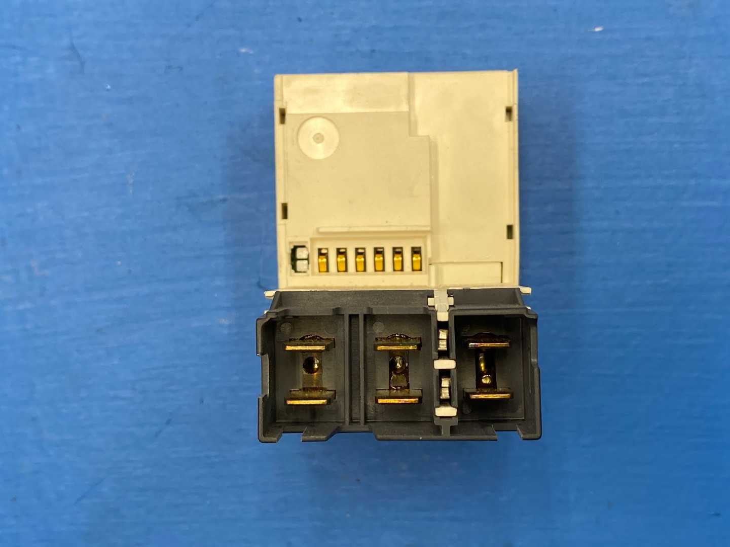 Schneider Electric, TeSys - 036408 LUCB05BL, Advance Control Unit