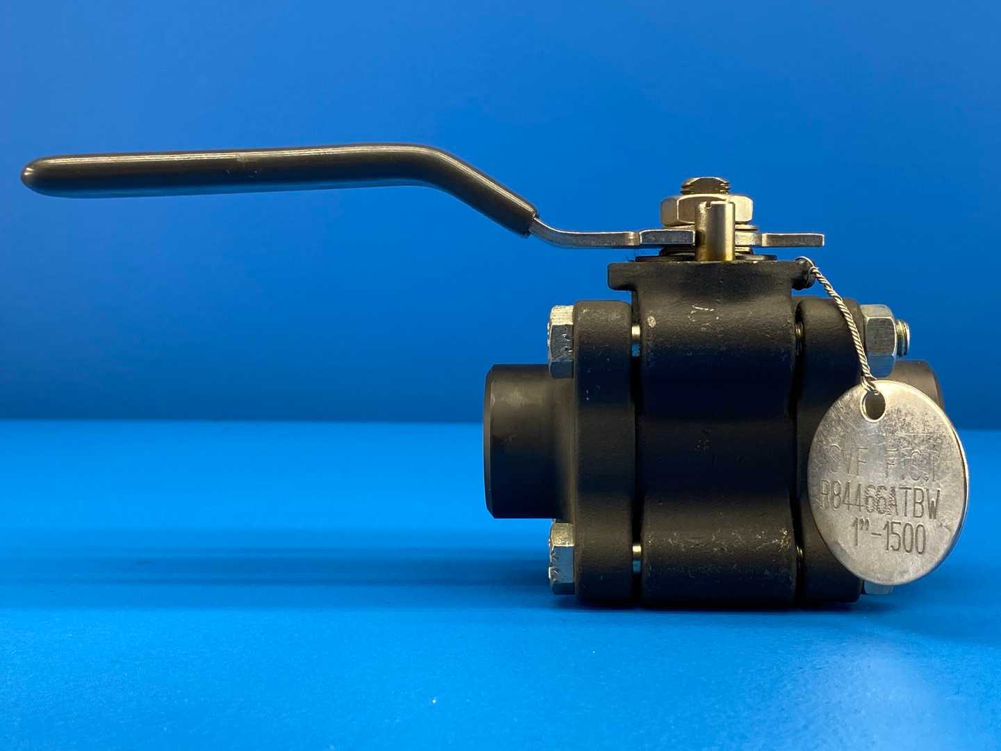 SVF F.C.I. R84466ATBW 1"-1500 R8 Ball Valve, 1500PSI R800 Series