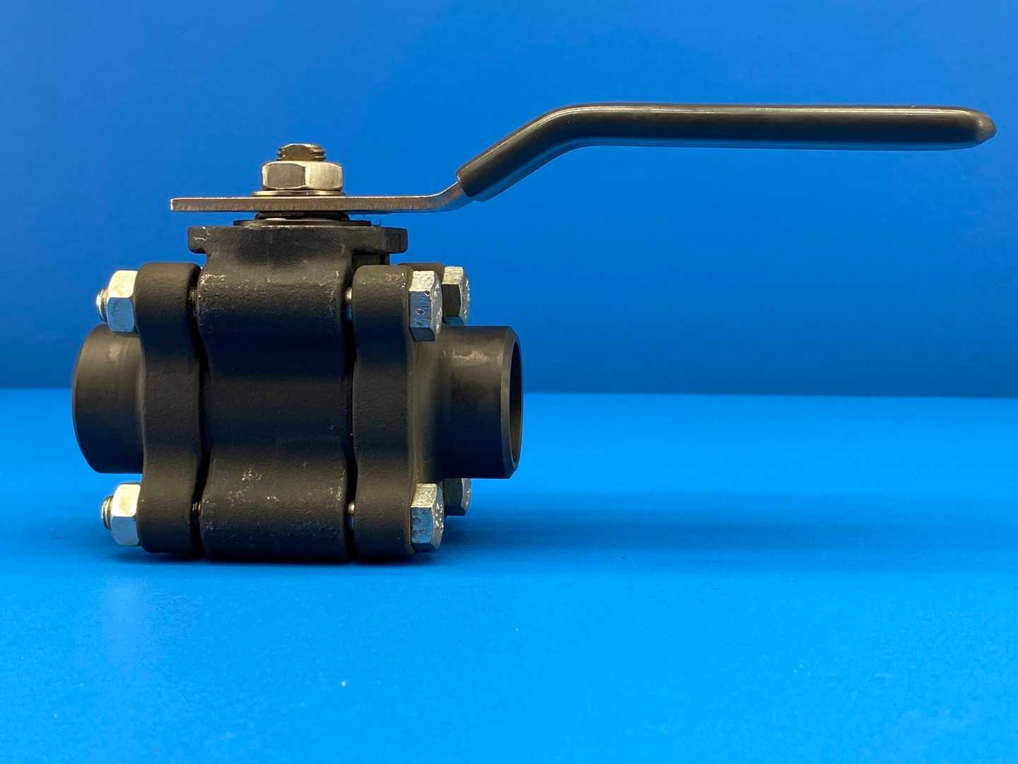 SVF F.C.I. R84466ATBW 1"-1500 R8 Ball Valve, 1500PSI R800 Series