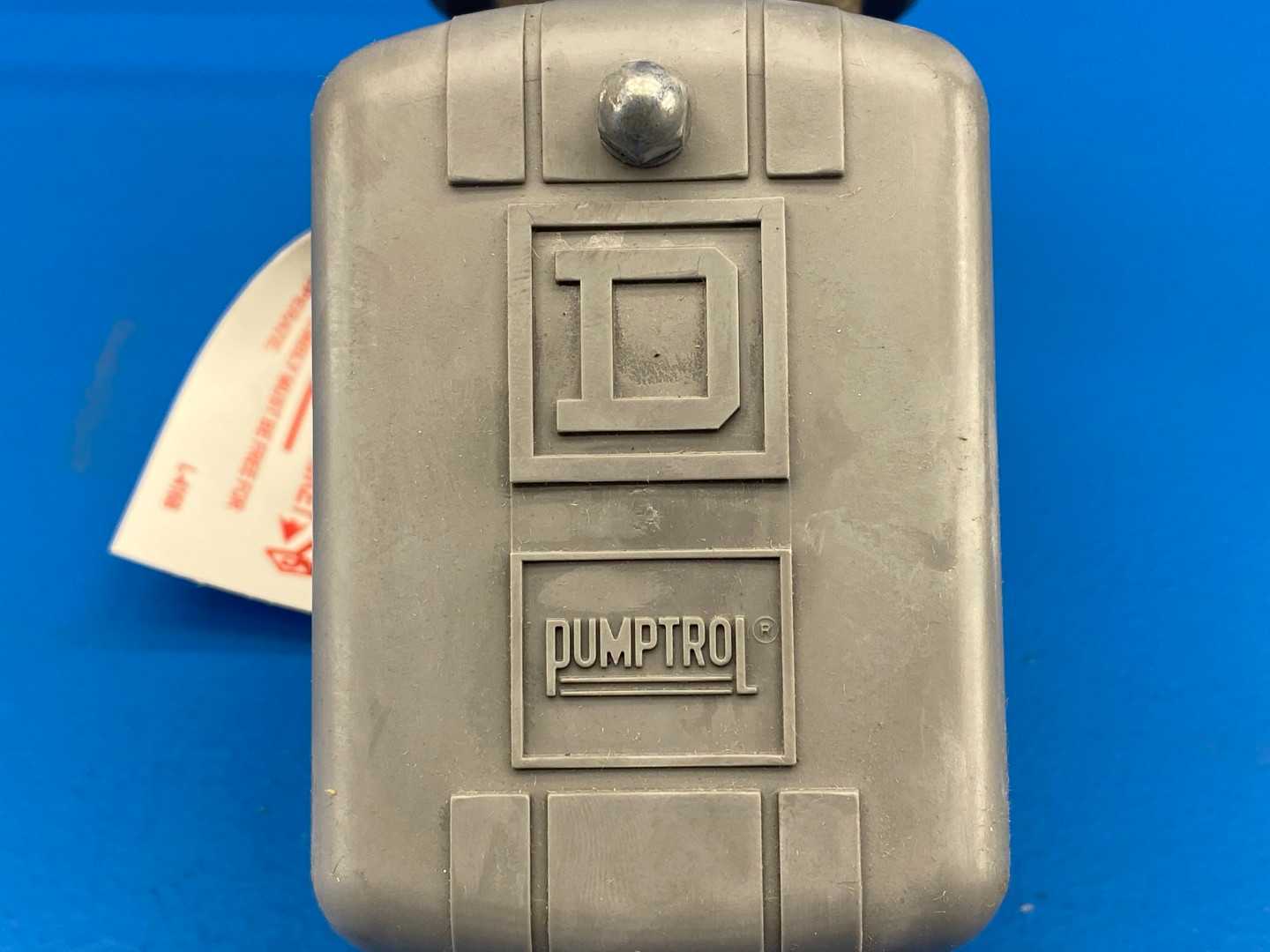 Square D 9037HG32 Closed Tank Float Switch 115V / 230V / 460V / 575V AC