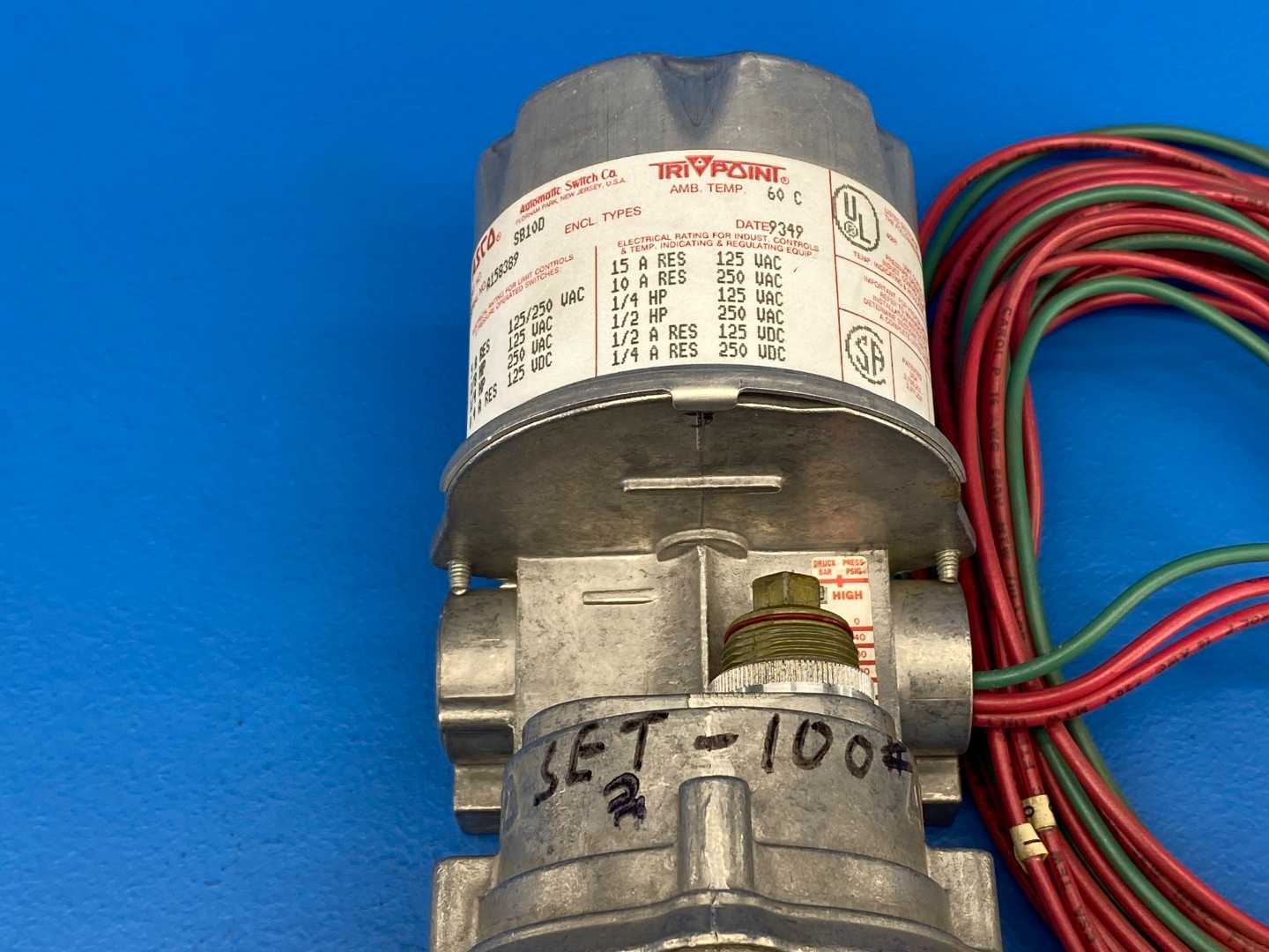 ASCO Tri-Point SB10D, Pressure Switch w/ TG10A21 Pressure Switch Connected; 6-200PSI 125/250V-AC (has Wiring attached)