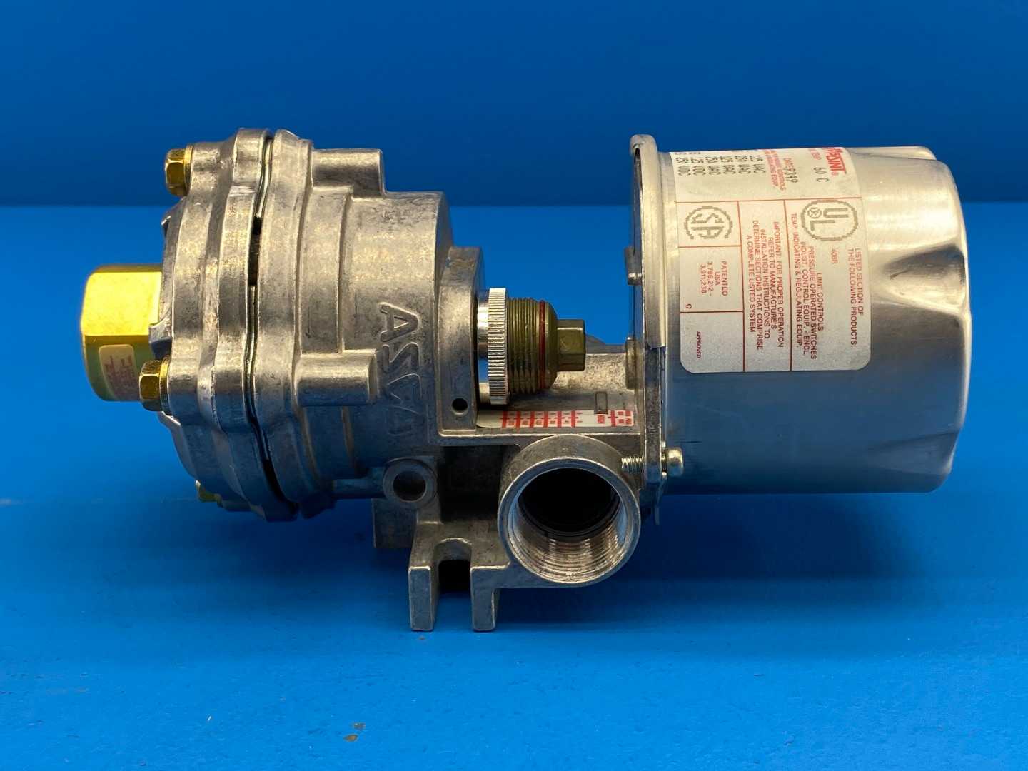 ASCO Tri-Point SB10D, Pressure Switch w/ TG10A21 Pressure Switch Connected; 6-200PSI 125/250V-AC 