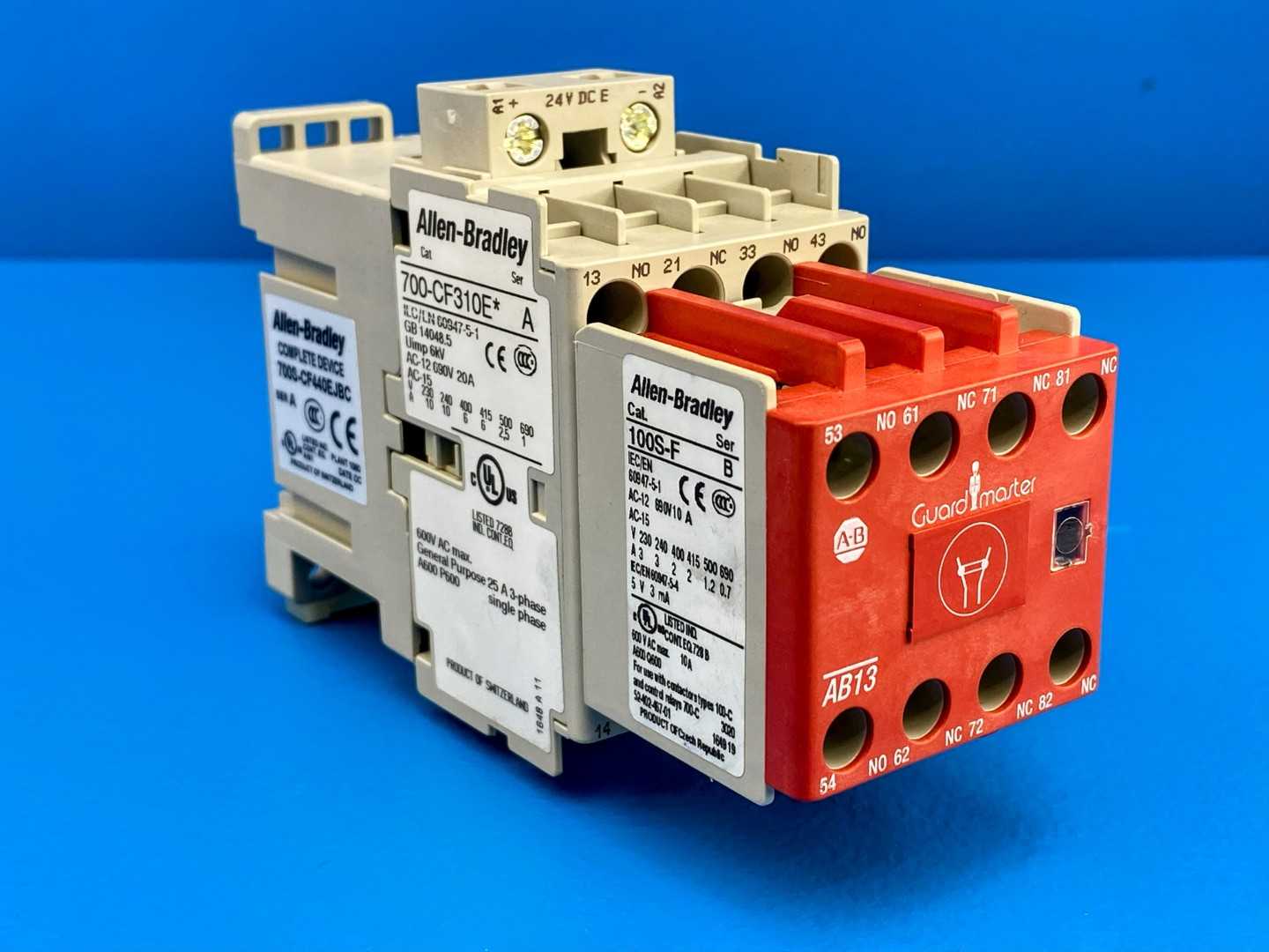 Allen-Bradley, 700S-CF440EJBC, Safety Control Relay.

