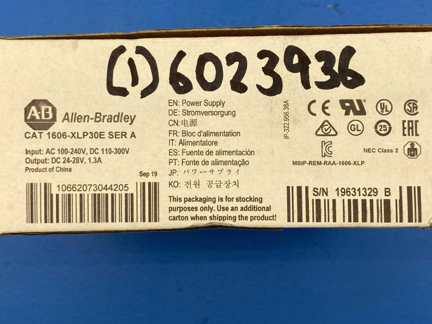 Allen-Bradley, 1606-XLP30E Series A, Compact Switched Mode Power Supply.

