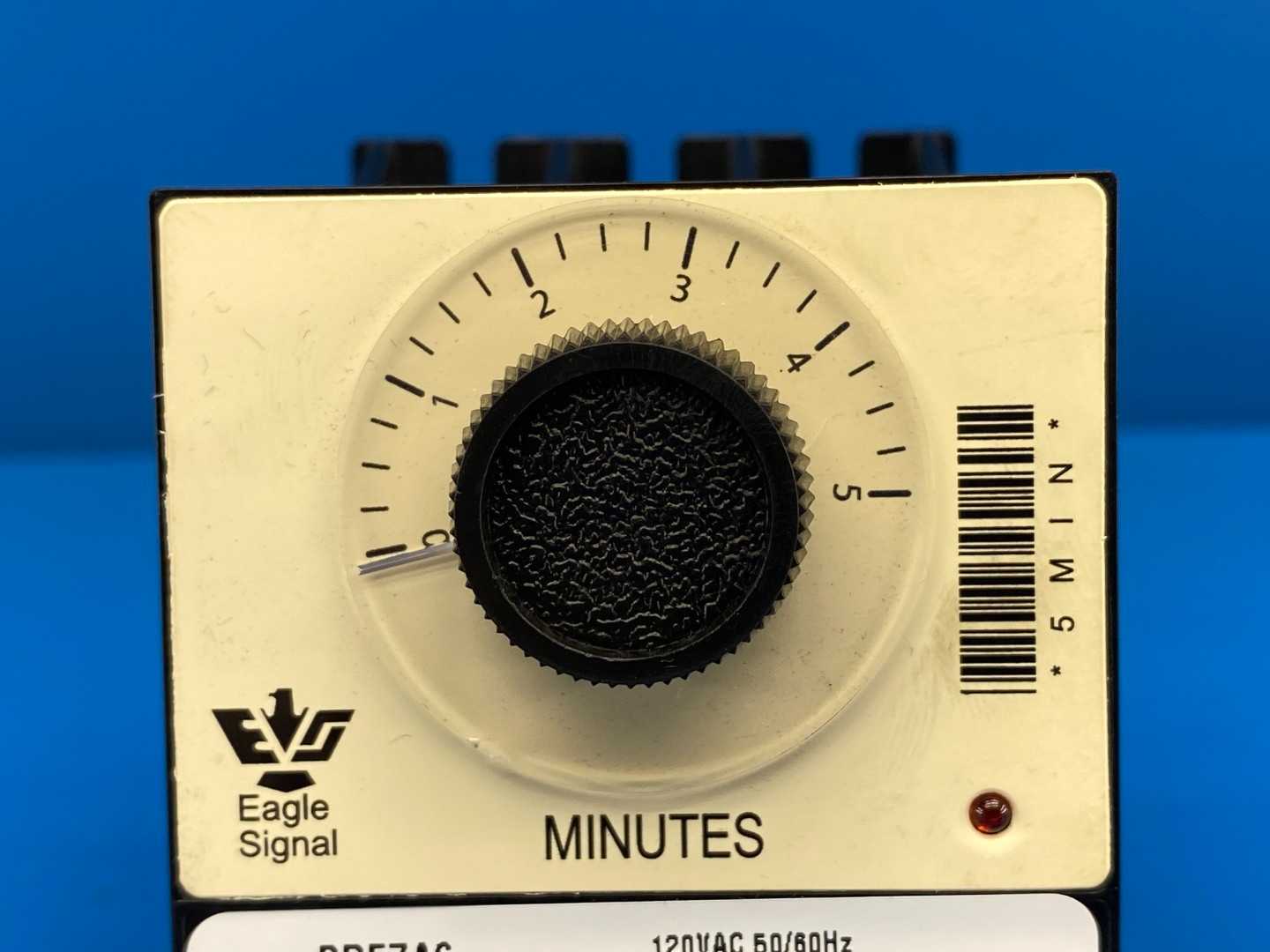 Danaher Eagle Signal BRE7A6 Reset Timer 5 min 10A 120-240VAC