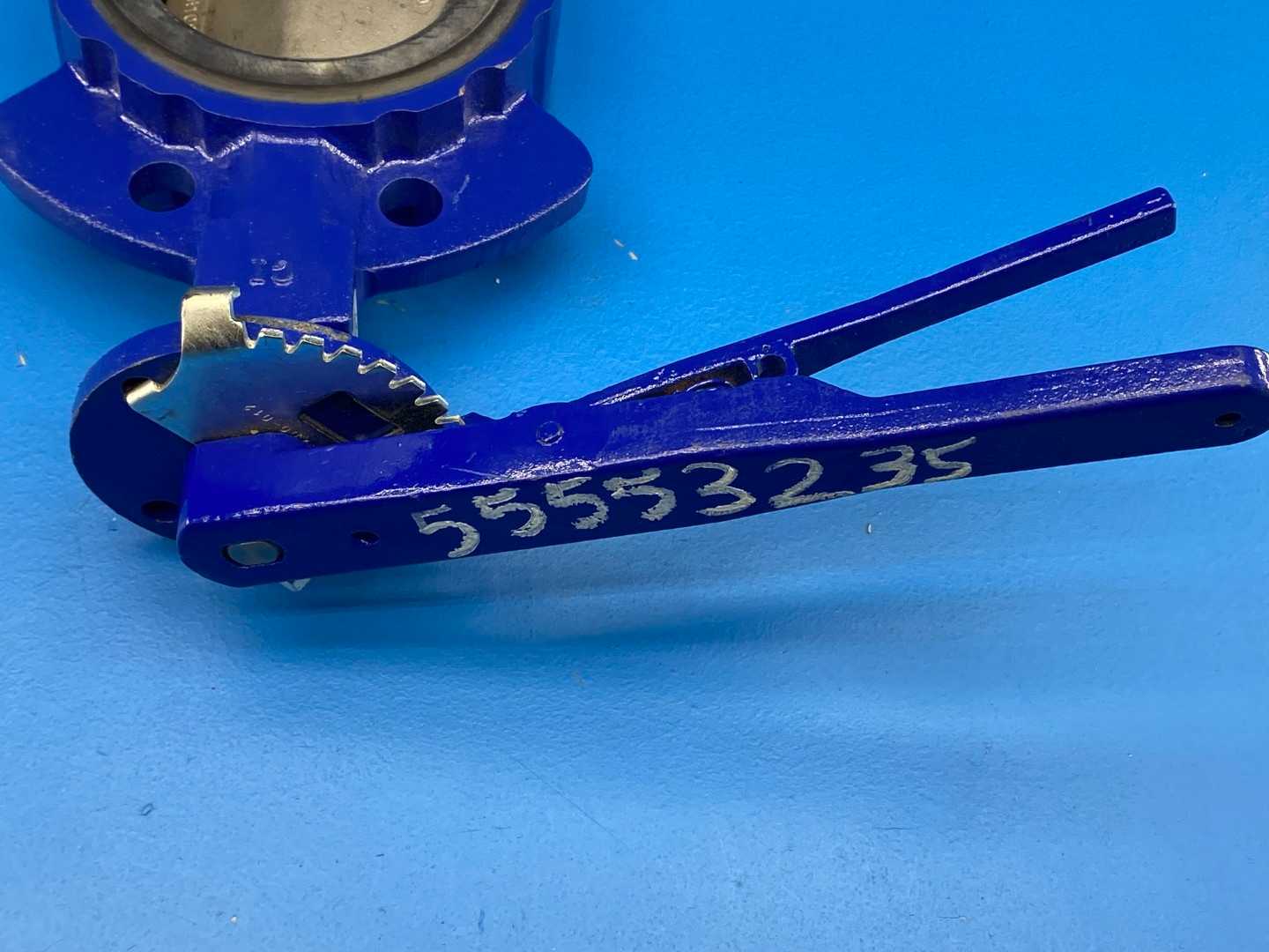 Keystone 4"  Butteryfly Valve, Body Figure 221 CI, Disc, 304SS, Stem416SS, Seat EDPM, 250PSI (16Bar)