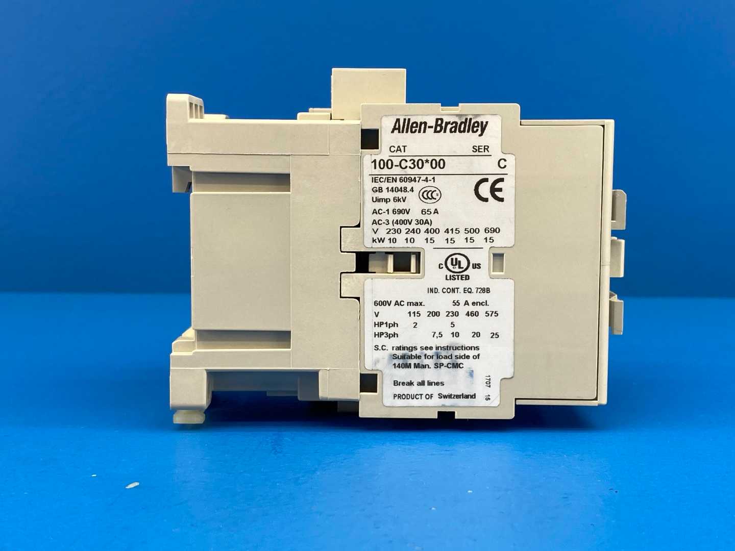 Allen-Bradley, 100-C30D01, IEC Series C Contactor. 3Phase 115/120V 50/60Hz