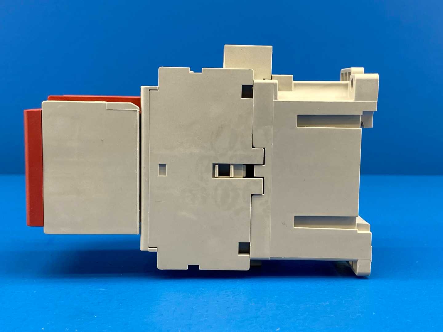 Allen-Bradley 700S-CF620EJC Safety Control Relay
