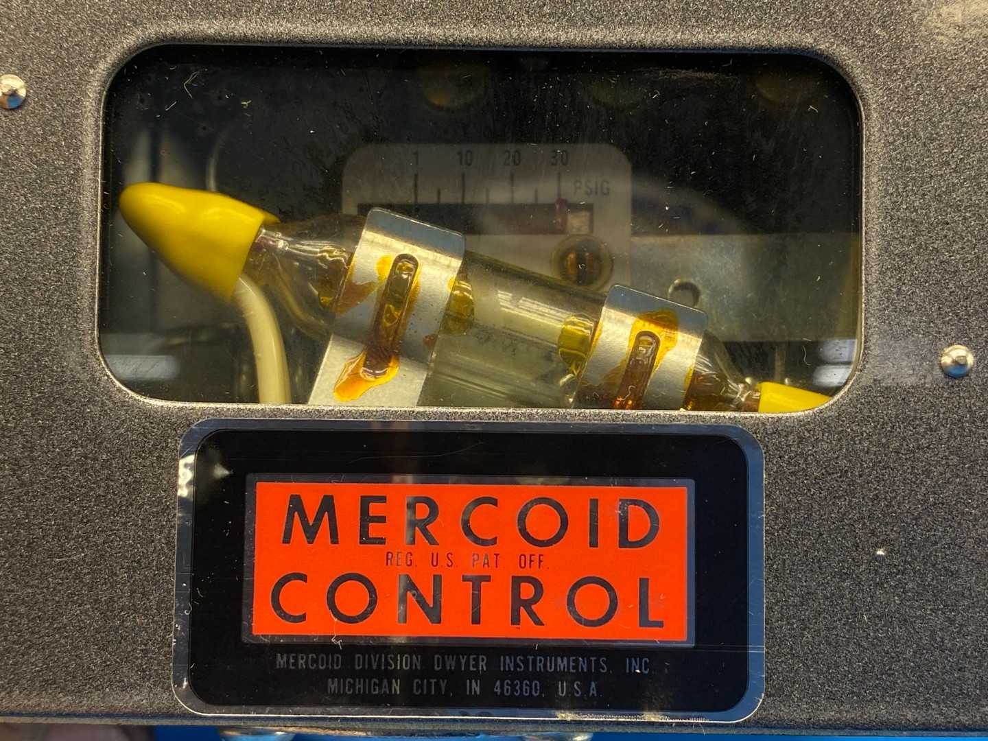 Mercoid Control AP-153-37 Diaphragm-operated adjustable pressure switch