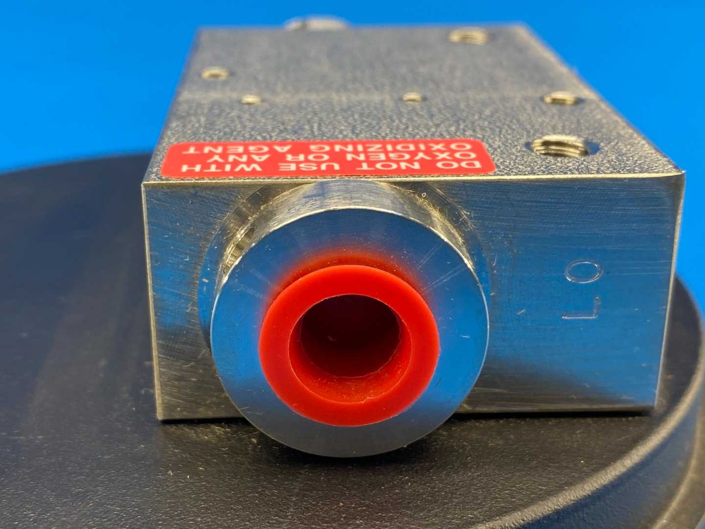 Orange Research 2221-S1032 In-line Flow Meter 1/4" Port 3000PSI 3-20 SCFM Viton Seals