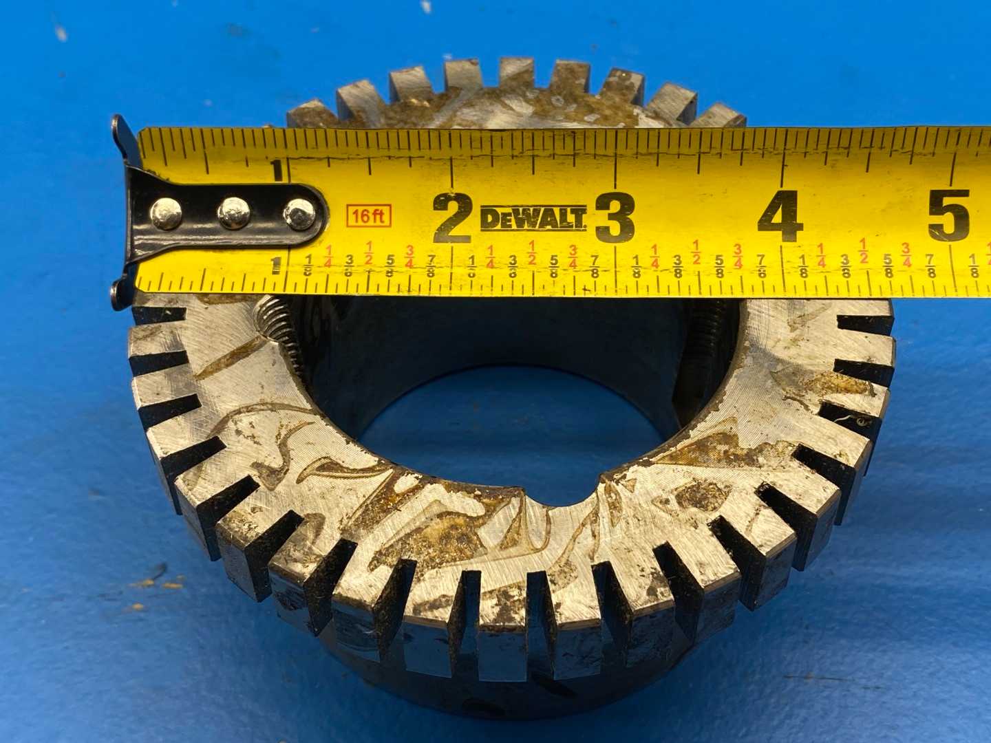 Falk 1070T HUB TL2012(0253205) T-Tapered Steelflex Bushed Coupling Hub 13HP @ 100RPM Bore Dia Max 2-1/8" HUB Dia 3-7/16"