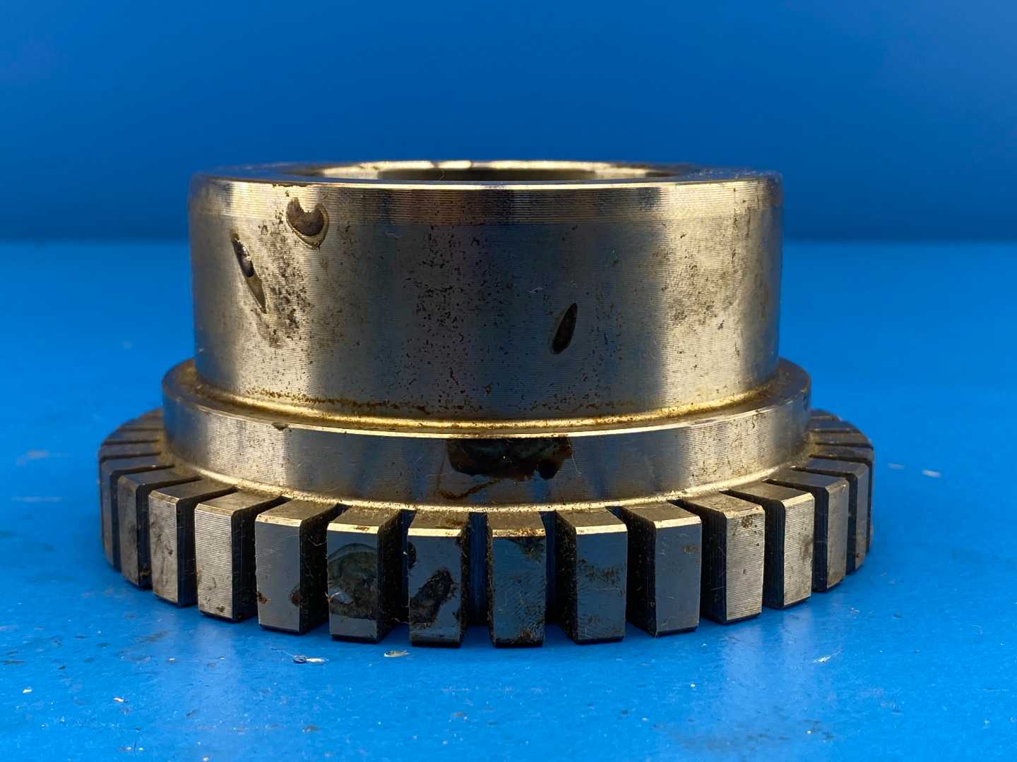 Falk 1070T HUB TL2012(0253205) T-Tapered Steelflex Bushed Coupling Hub 13HP @ 100RPM Bore Dia Max 2-1/8" HUB Dia 3-7/16"