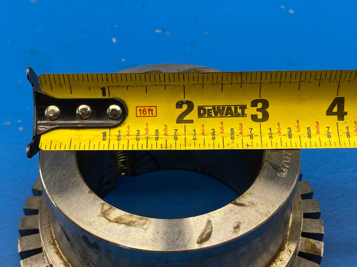 Falk 1070T HUB TL2012(0253205) T-Tapered Steelflex Bushed Coupling Hub 13HP @ 100RPM Bore Dia Max 2-1/8" HUB Dia 3-7/16"