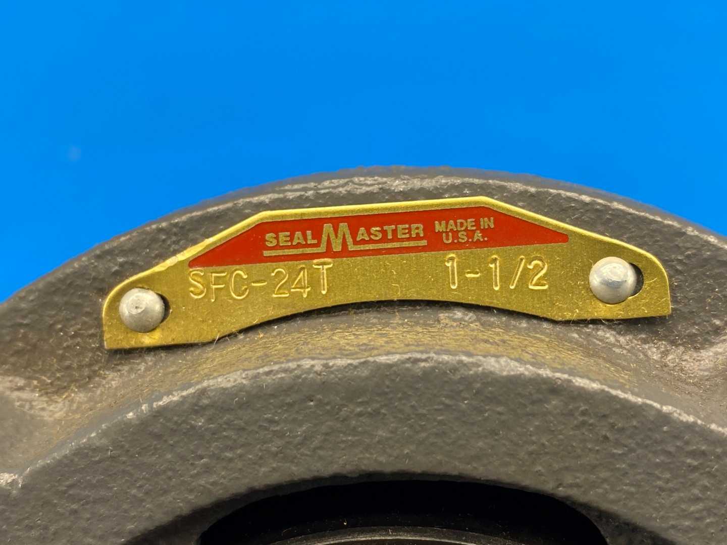 Sealmaster, SFC-24T, 1-1/2" Gold Line 4-bolt flange mounted ball bearing (concentric-lock)