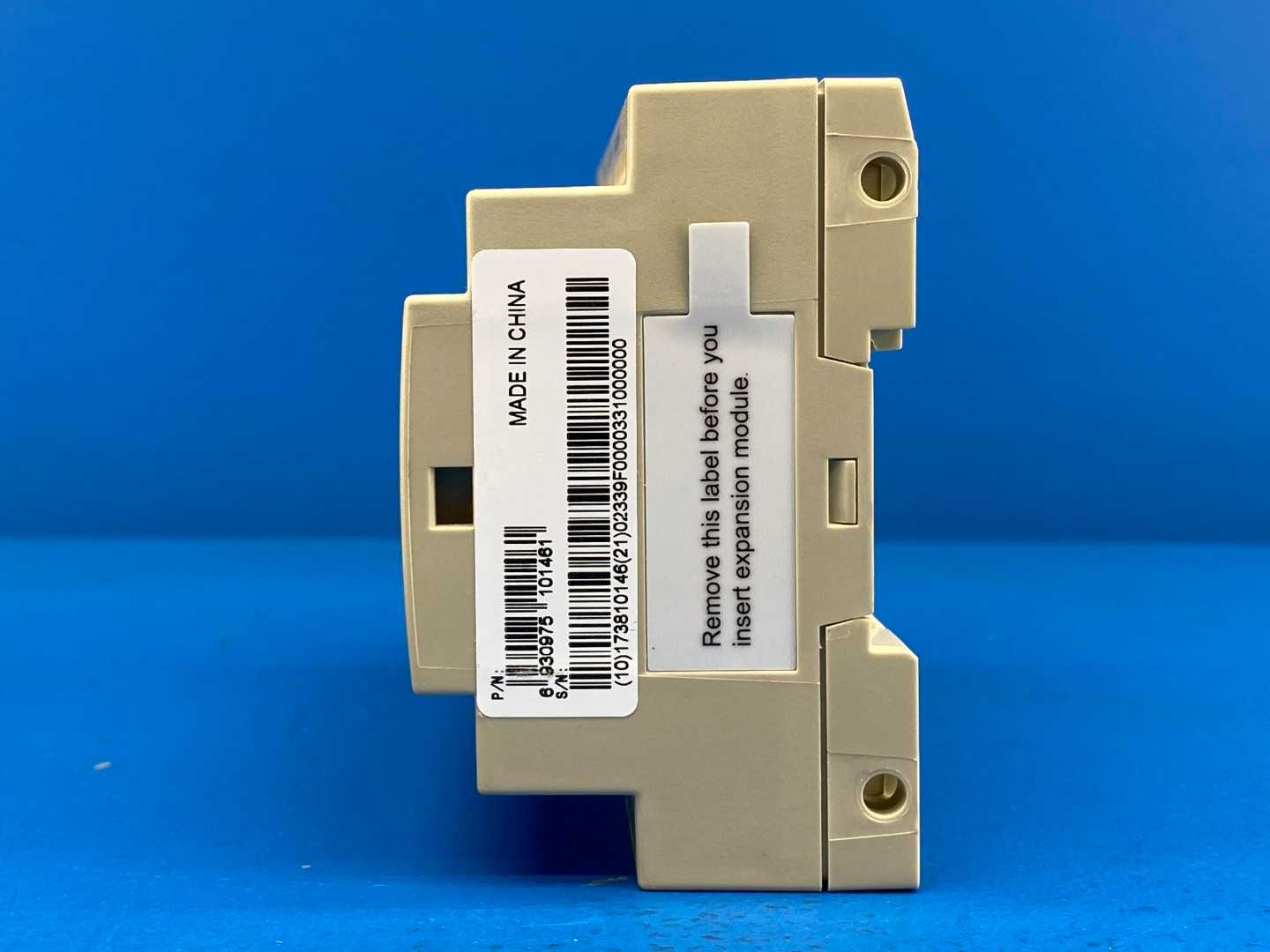 TECO SG2-20KR-D Programmable Logic Controller, 24VDC Input, 8 Relay Outputs (240VAC/8A)