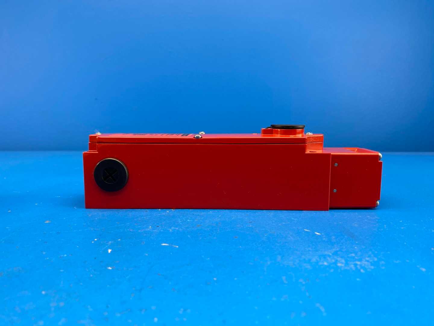 Telemecanique Sensors XCSLF3535512, Safety Interlock Switch