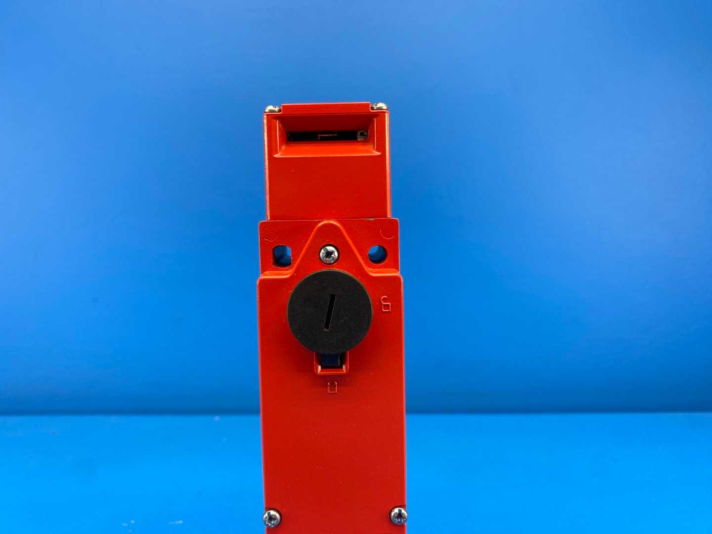 Telemecanique Sensors XCSLF3535512, Safety Interlock Switch