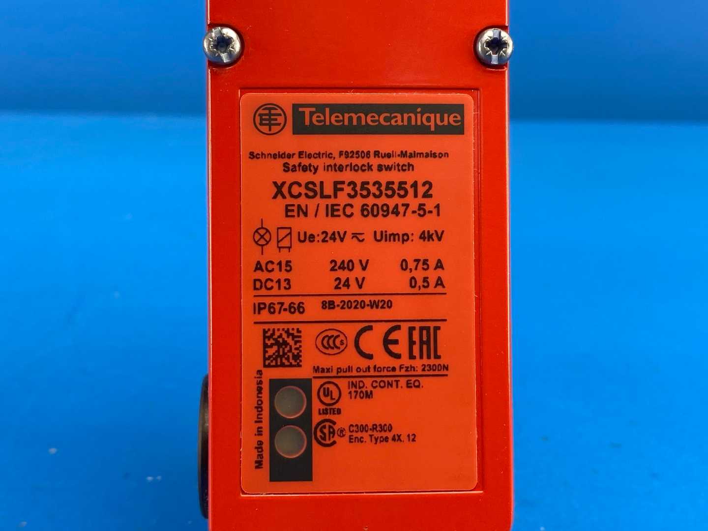 Telemecanique Sensors XCSLF3535512, Safety Interlock Switch