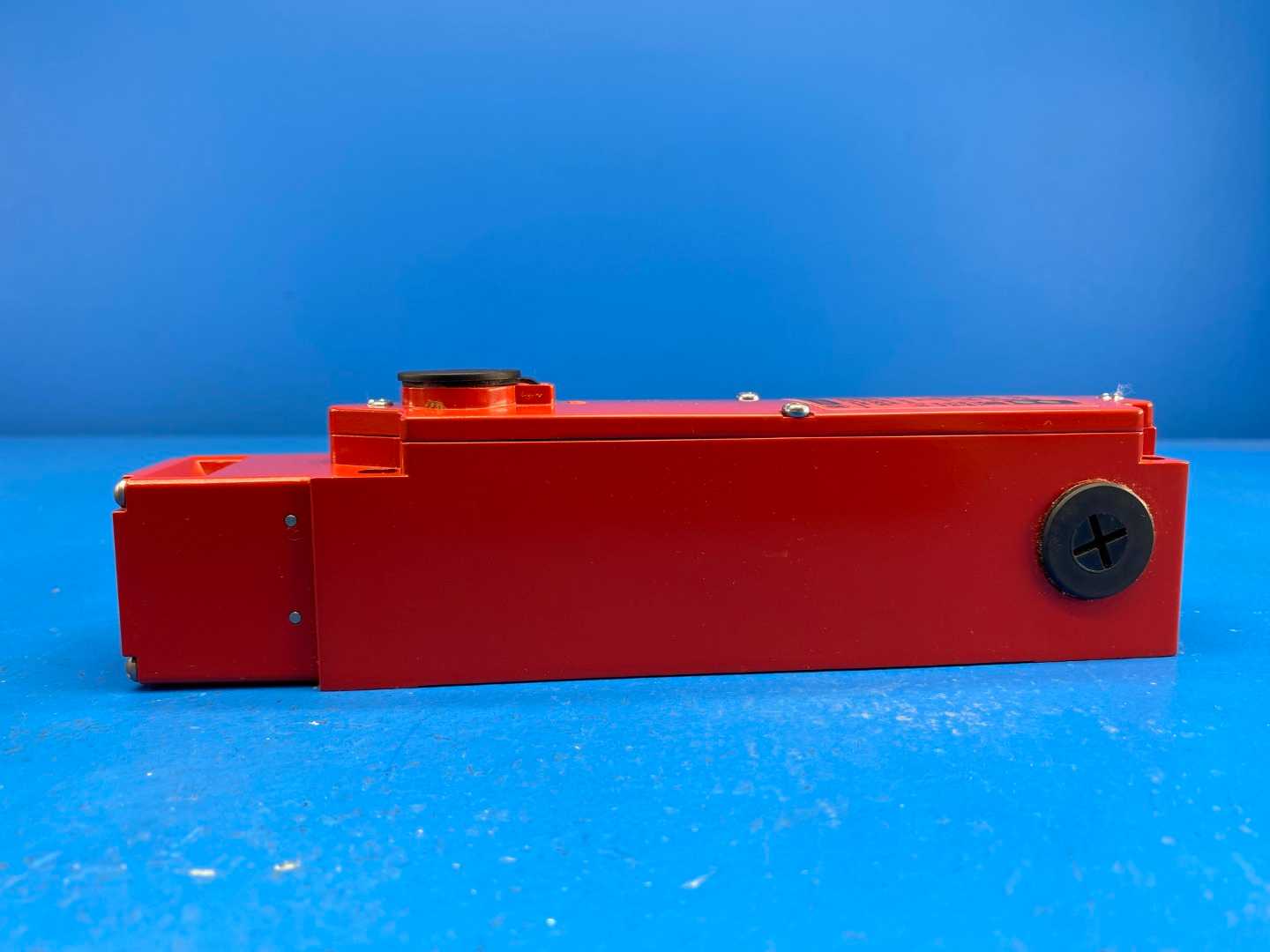 Telemecanique Sensors XCSLF3535512, Safety Interlock Switch