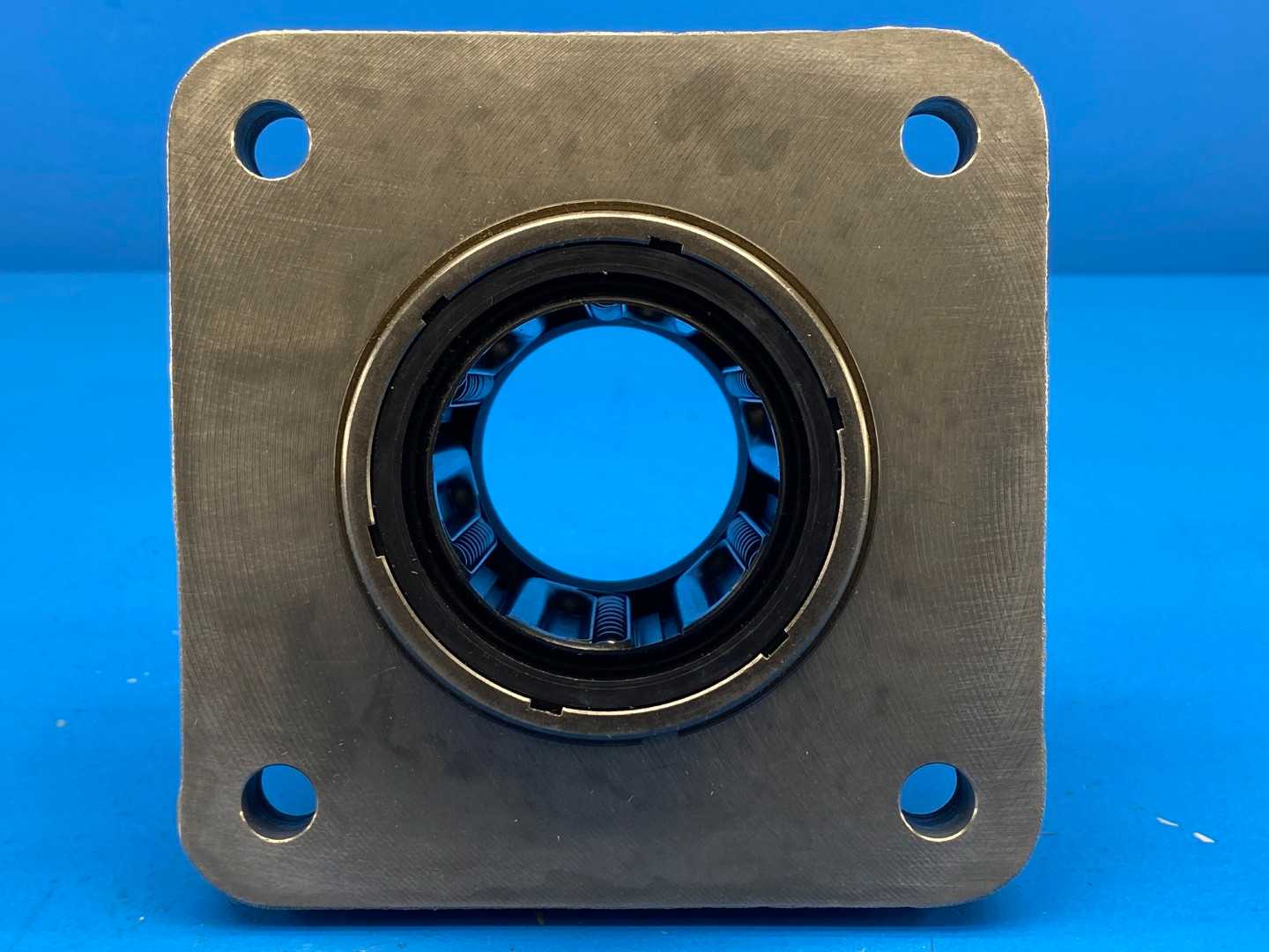 Rexroth R108125000 Linear Bearing Housing Set LSGF-M-50-DD