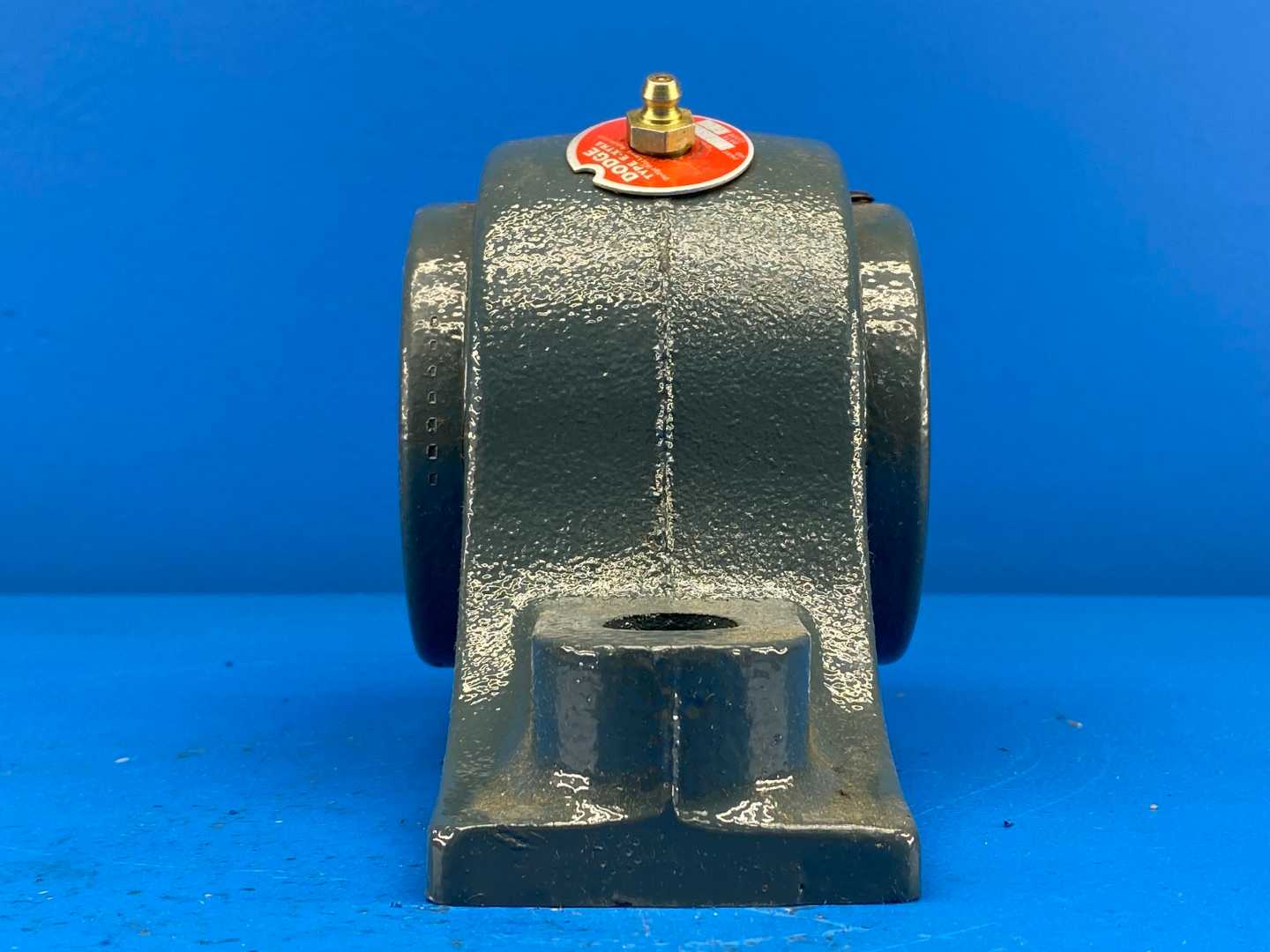 Dodge P2B-E-112R (023007) 1-3/4" Bore, Mounted Ball Bearing Type E