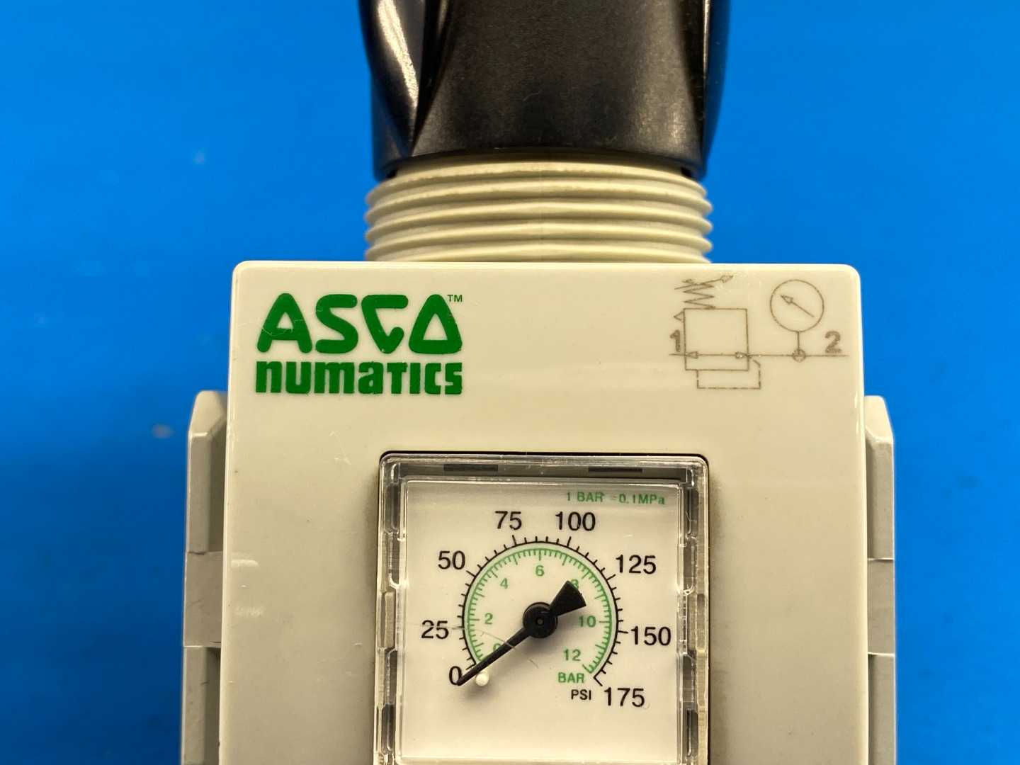ASCO Numatics 8652AR004FA00G0, Pressure Regulator