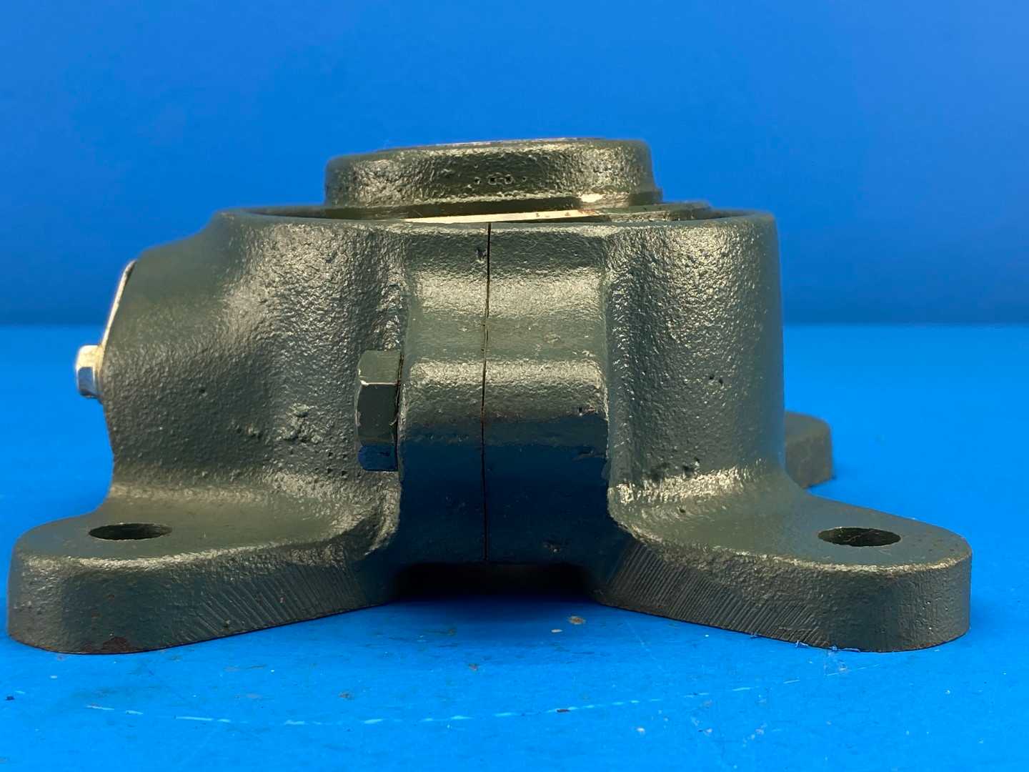 Dodge F4BK104R, Size 1-1/4" Type K Four-Bolt Square Roller Bearing Unit