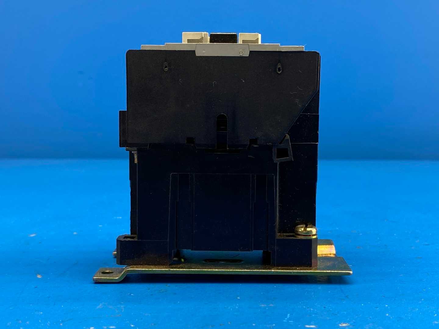 Allen-Bradley 500-T0A930, Series B Contactor Nema Size 00