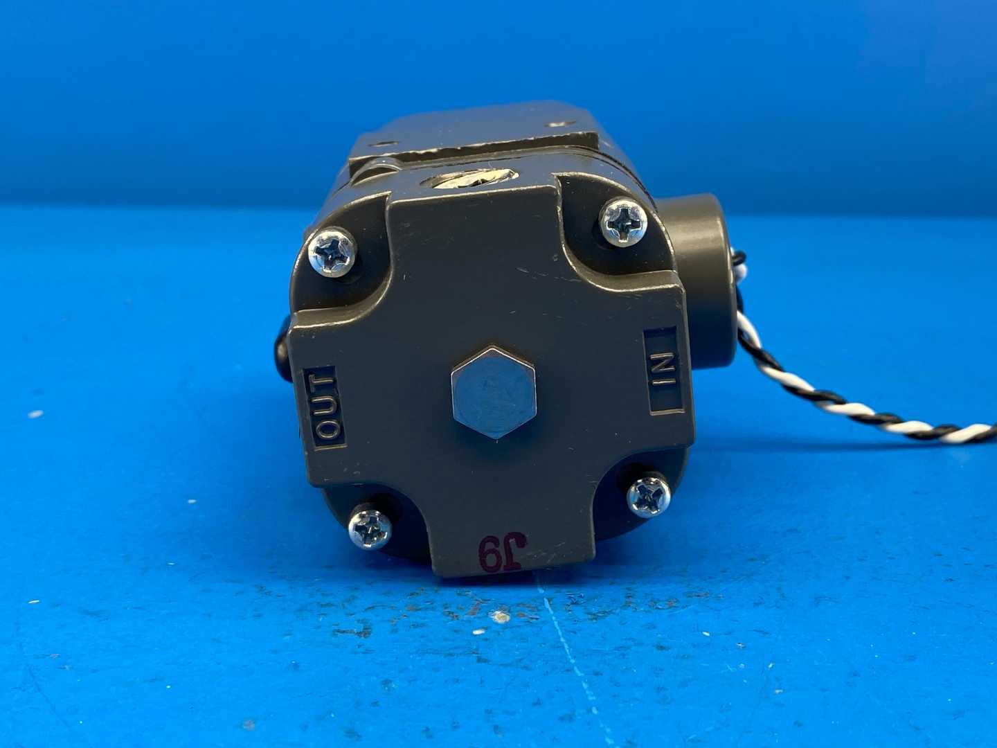 ControlAir 500X E/P Electro-Pneumatic Transducer 1-9V Input 3-15PSI Output 18-100 PSI Supply