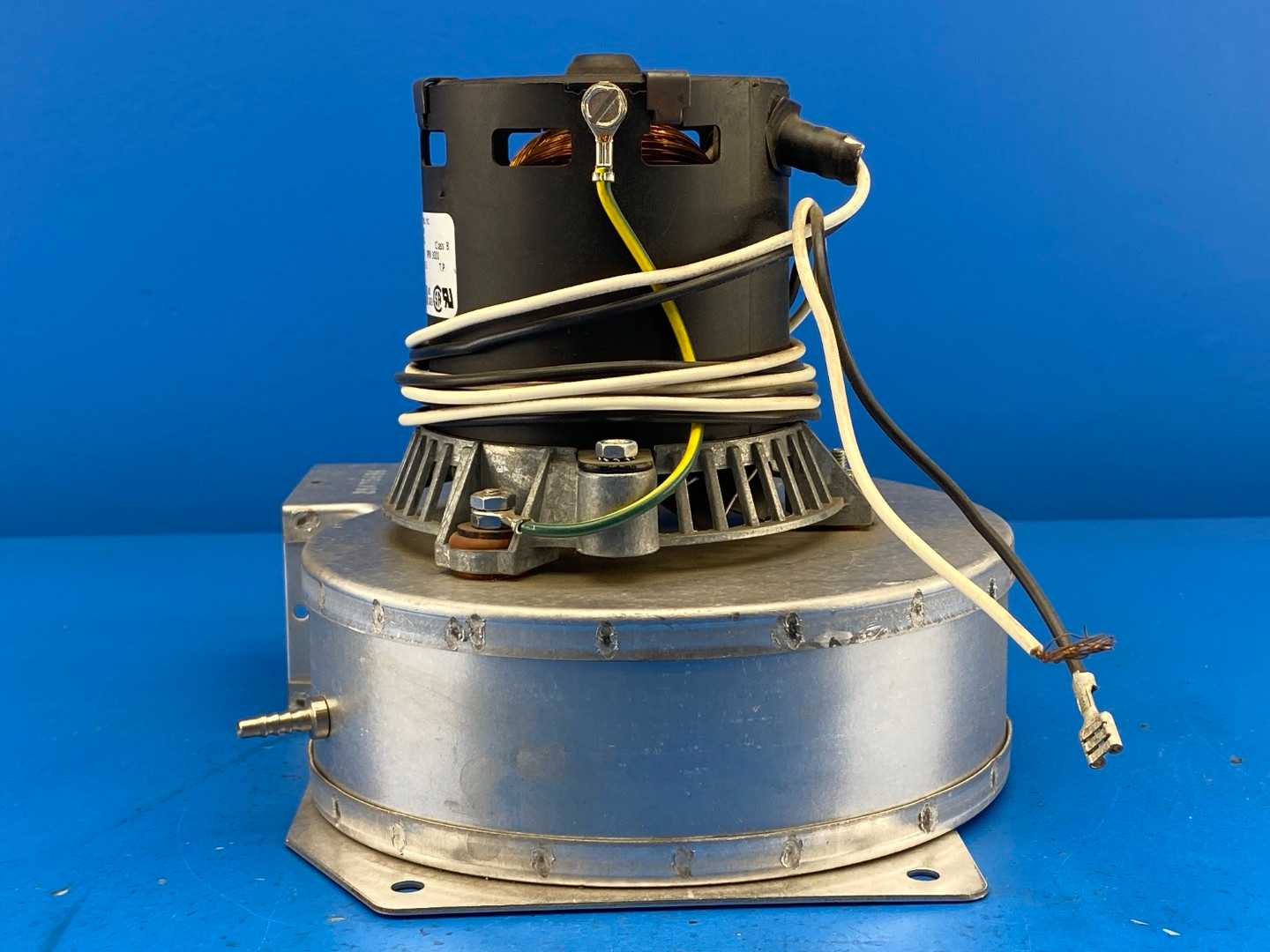Fasco Industries No. 70218983 Type U21B Furnace Exhaust Draft Inducer Motor 115V 1.3A 3000RPM