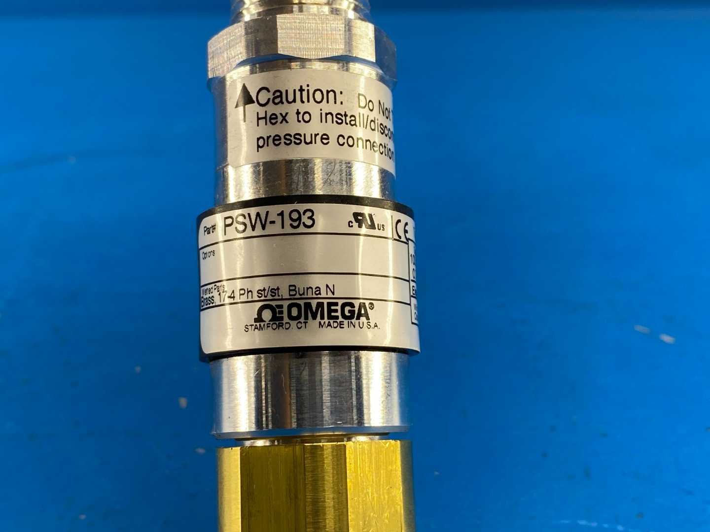 Omega PSW-193 Pressure Switch, 100–1500 PSI, 0.7–10.3 MPa