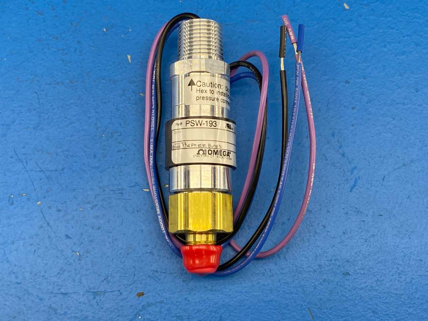 Omega PSW-193 Pressure Switch, 100–1500 PSI, 0.7–10.3 MPa
