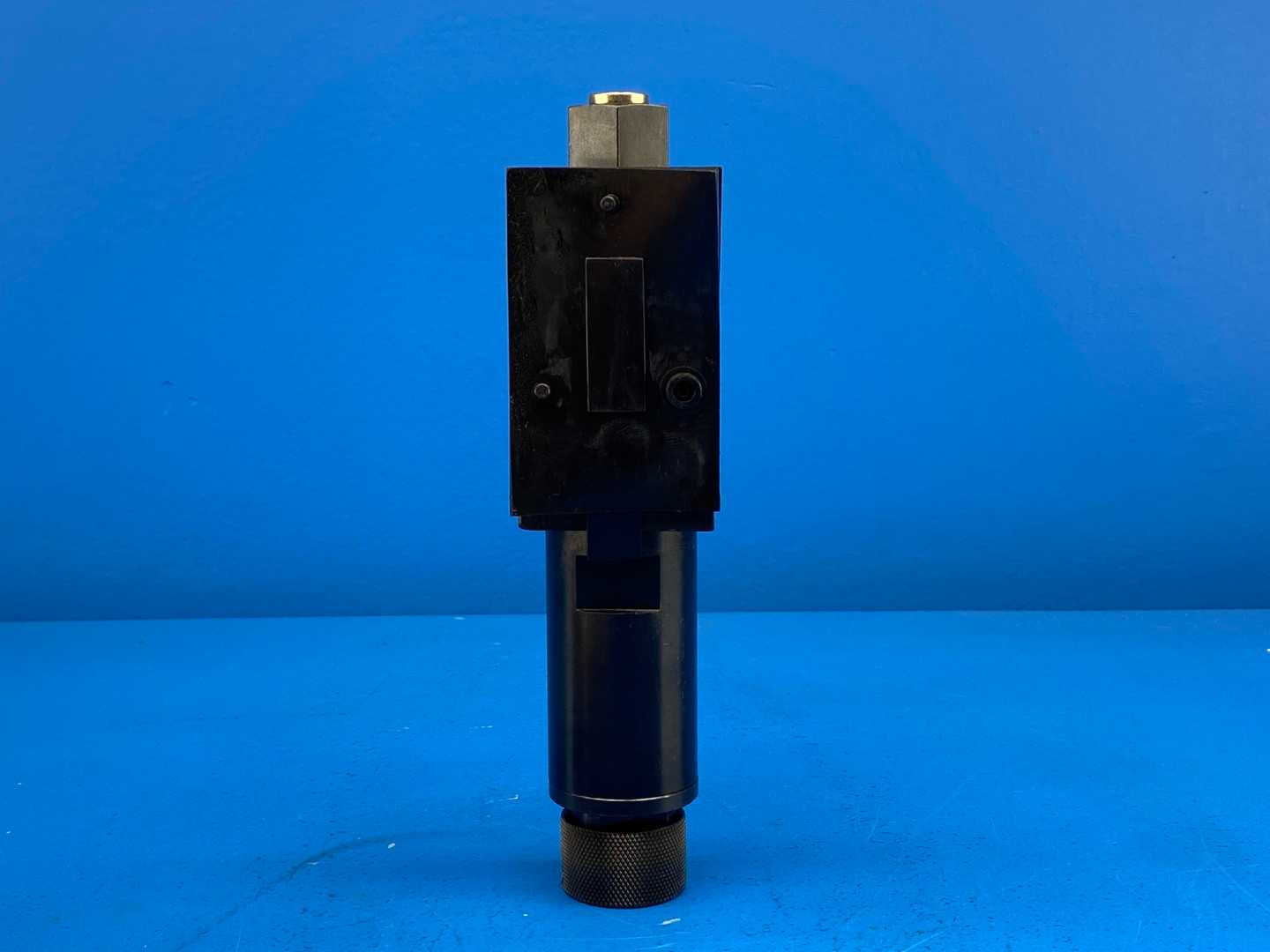 Parker PRDM2PP16KNS Sandwich Valve, 160 Bar Max,