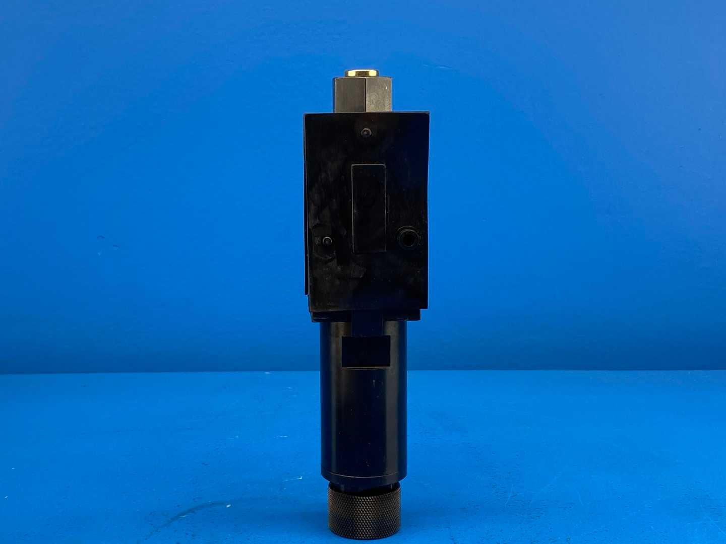 Parker PRDM2PP16KNS Sandwich Valve, 160 Bar Max,