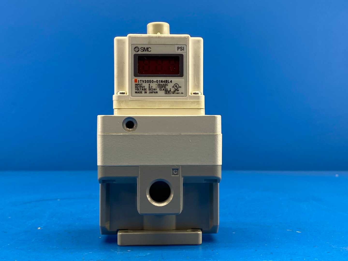 SMC ITV3050-01N4BL4 Electro-Pneumatic Regulator ITV3000 130PSI 24VDC