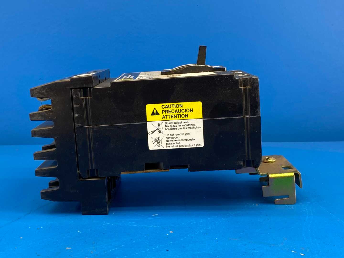 30 Amp Square D Circuit Breaker FA34030, 480 VAC 3 Pole