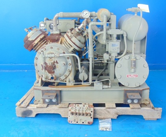 Koch 1400 Helium Compressor Pump