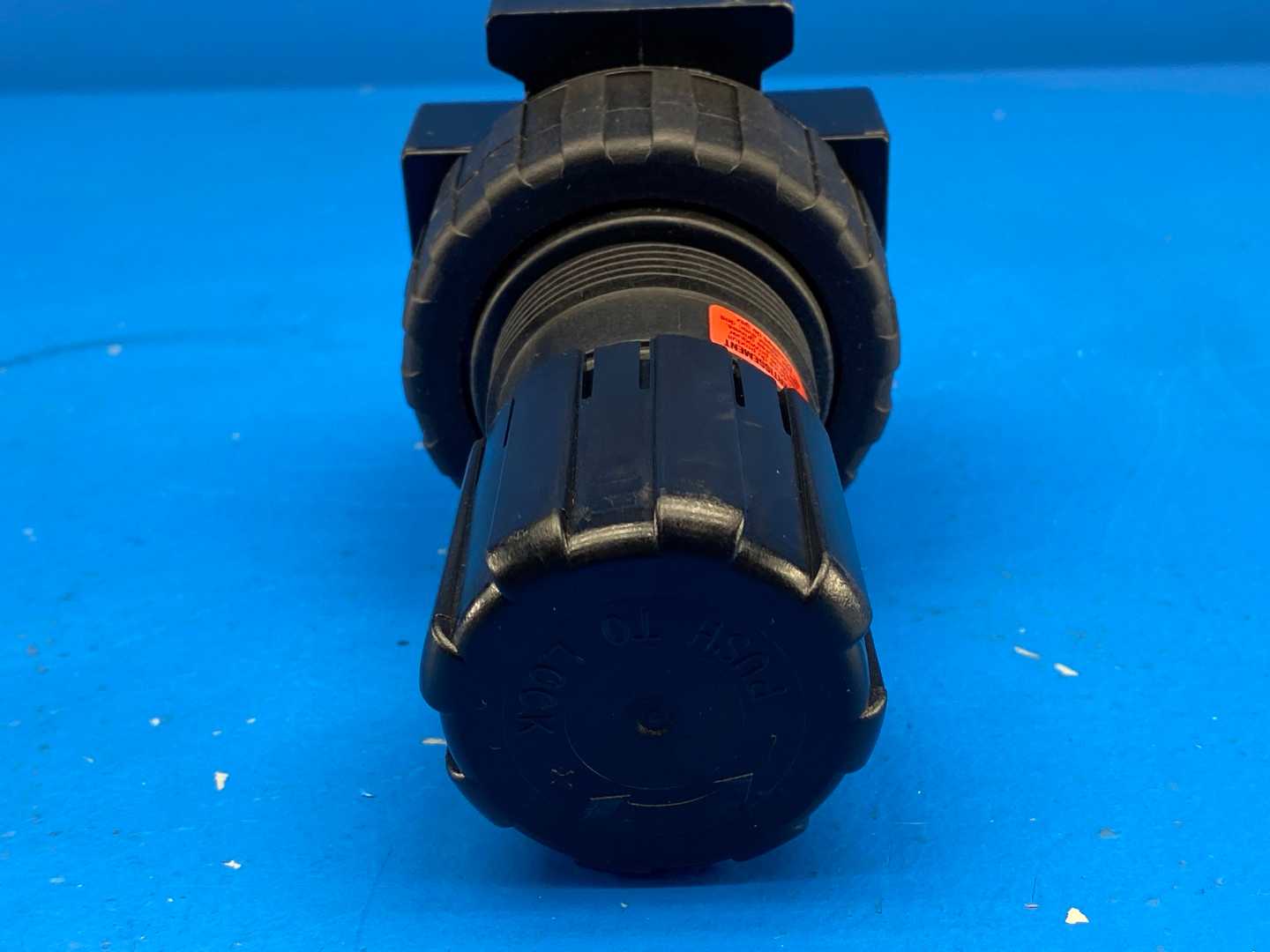 Parker 07R318AC, 1/2" Regulator (Missing Gauge)