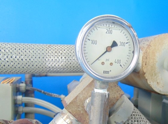 Koch 1400 Helium Compressor Pump – High-Performance Gas Compression System