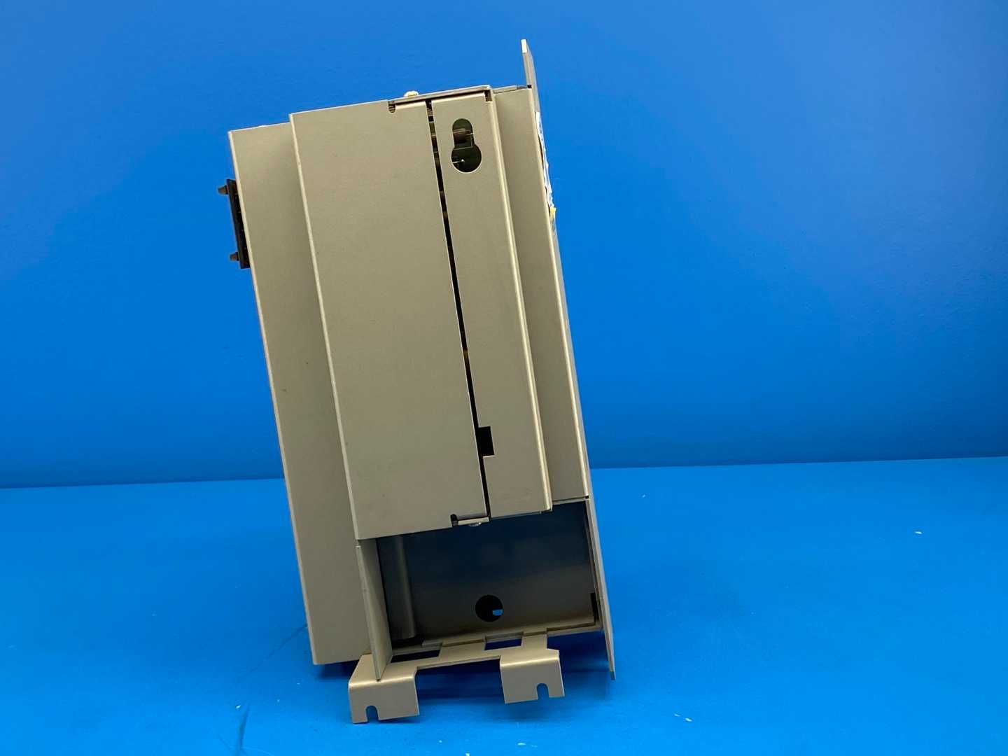 Allen-Bradley 1771-P7 B, 120/220V  AC Power Supply