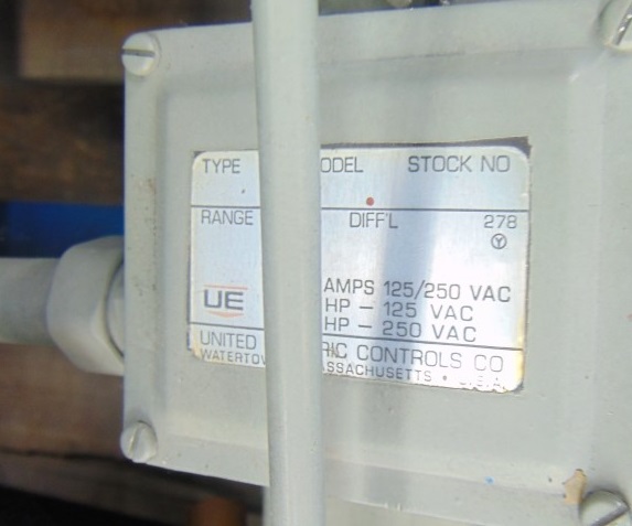 Koch 1400 Helium Compressor Pump – High-Performance Gas Compression System