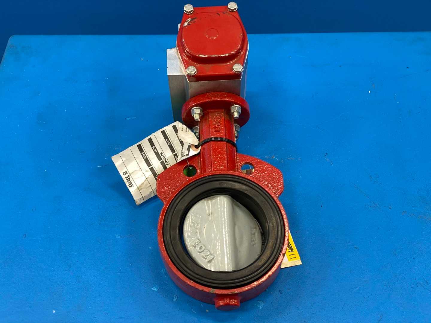 Bray Controls 92-0930-11300-532 with 4" Butterfly Valve